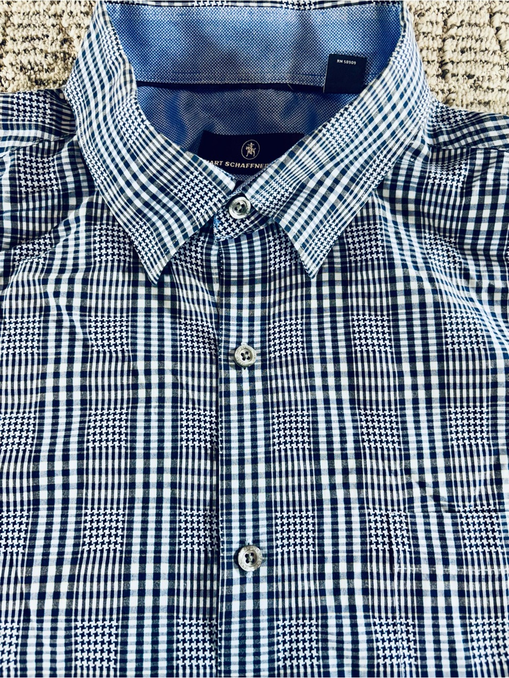 Hart Schaffner Marx Men’s XL Blue-White Plaid Button Down Shirt